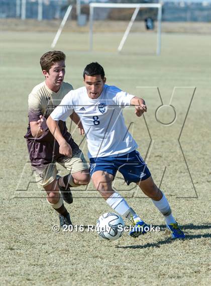 Thumbnail 2 in San Dieguito Academy vs Saint Francis photogallery.