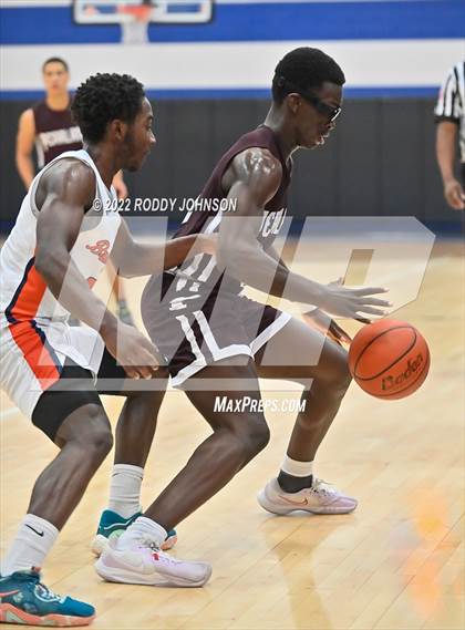 Thumbnail 1 in Bridgeland vs Pearland (McDonald's Texas Invitational) photogallery.