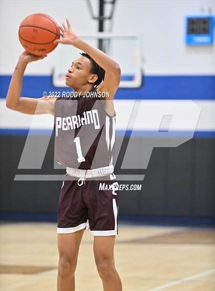 Thumbnail 2 in Bridgeland vs Pearland (McDonald's Texas Invitational) photogallery.