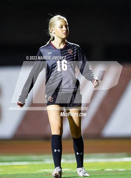 Thumbnail 3 in Oaks Christian vs Royal photogallery.