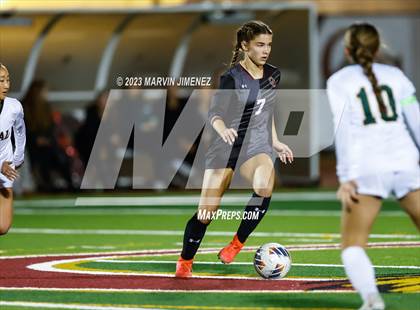 Thumbnail 2 in Oaks Christian vs Royal photogallery.