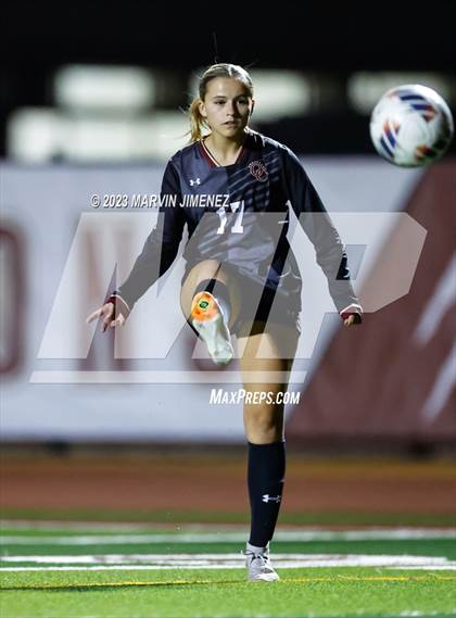 Thumbnail 1 in Oaks Christian vs Royal photogallery.