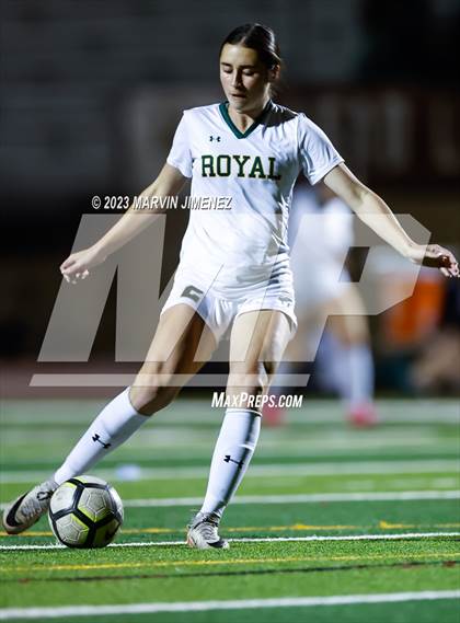 Thumbnail 2 in Oaks Christian vs Royal photogallery.
