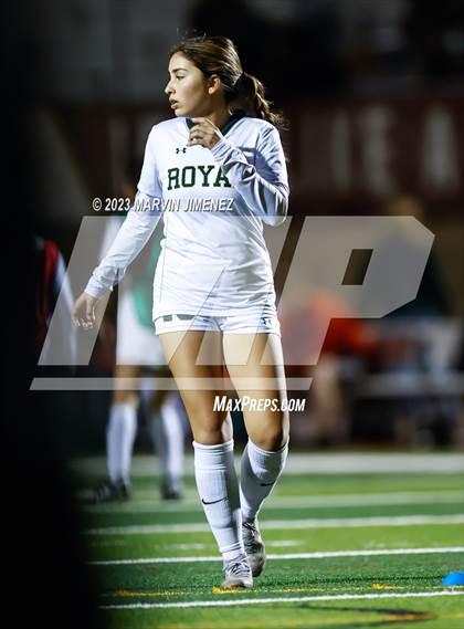 Thumbnail 1 in Oaks Christian vs Royal photogallery.