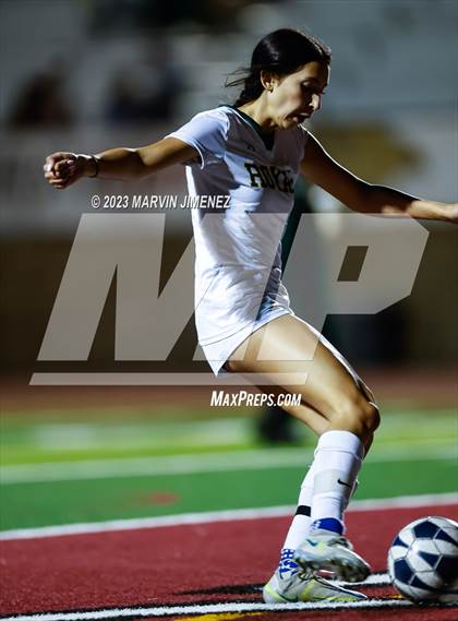 Thumbnail 2 in Oaks Christian vs Royal photogallery.
