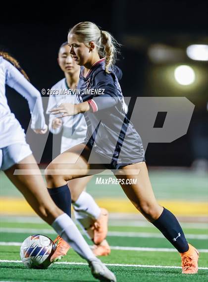 Thumbnail 1 in Oaks Christian vs Royal photogallery.