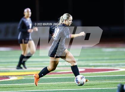 Thumbnail 2 in Oaks Christian vs Royal photogallery.