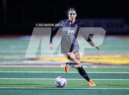 Thumbnail 1 in Oaks Christian vs Royal photogallery.