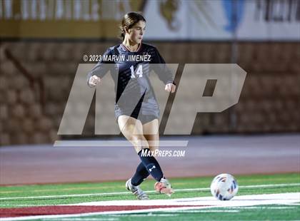 Thumbnail 2 in Oaks Christian vs Royal photogallery.