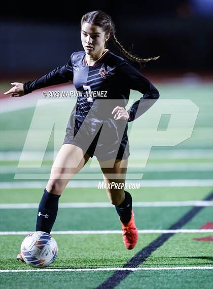 Thumbnail 1 in Oaks Christian vs Royal photogallery.