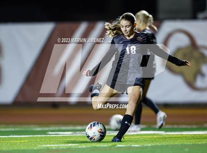 Thumbnail 3 in Oaks Christian vs Royal photogallery.