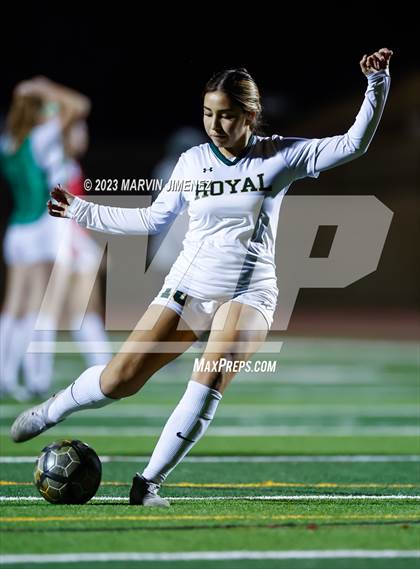 Thumbnail 2 in Oaks Christian vs Royal photogallery.