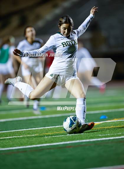 Thumbnail 3 in Oaks Christian vs Royal photogallery.