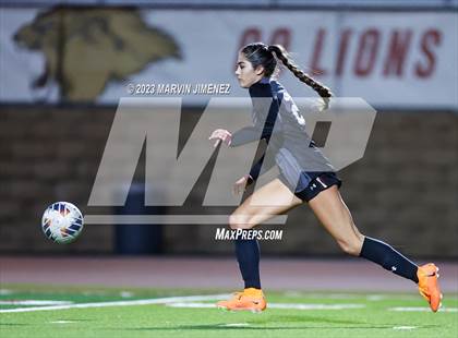Thumbnail 3 in Oaks Christian vs Royal photogallery.