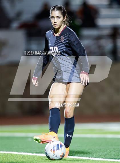 Thumbnail 1 in Oaks Christian vs Royal photogallery.