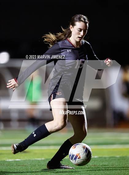 Thumbnail 3 in Oaks Christian vs Royal photogallery.