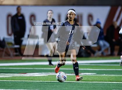 Thumbnail 1 in Oaks Christian vs Royal photogallery.