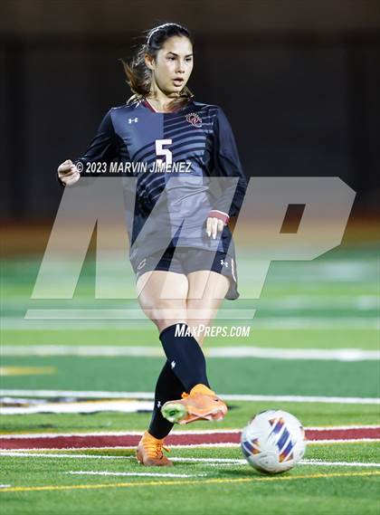 Thumbnail 1 in Oaks Christian vs Royal photogallery.