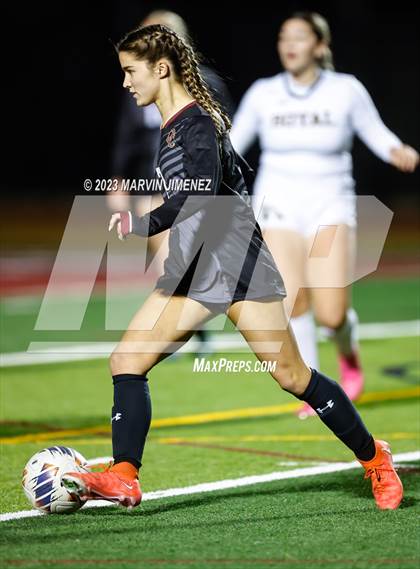 Thumbnail 1 in Oaks Christian vs Royal photogallery.