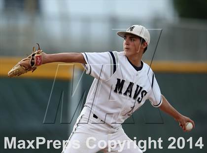 Thumbnail 1 in Bowie vs. McNeil photogallery.