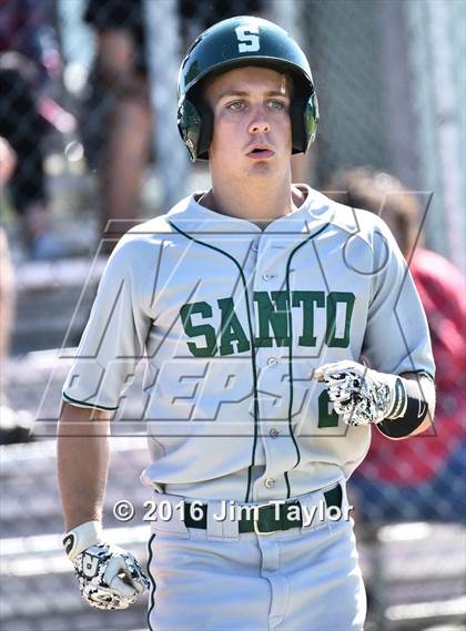 Thumbnail 3 in Lipan @ Santo photogallery.