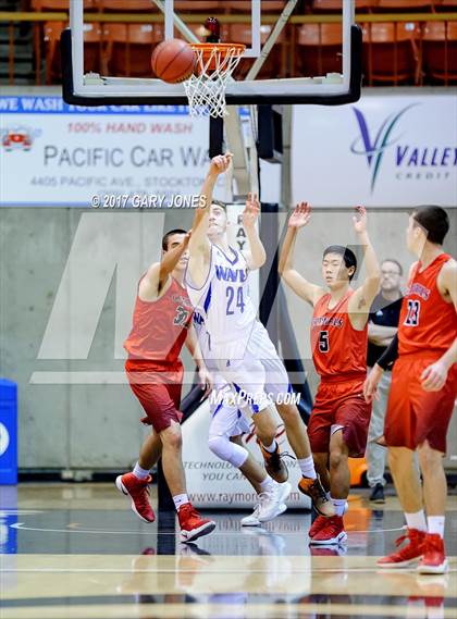 Thumbnail 2 in Sacramento Waldorf vs Sacramento Adventist (CIF SJS D6 Final) photogallery.