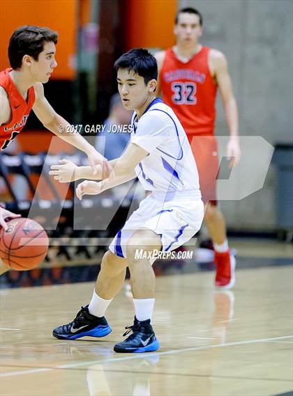 Thumbnail 1 in Sacramento Waldorf vs Sacramento Adventist (CIF SJS D6 Final) photogallery.