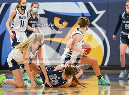 Thumbnail 3 in Columbine @ Valor Christian photogallery.
