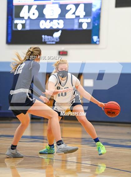 Thumbnail 2 in Columbine @ Valor Christian photogallery.