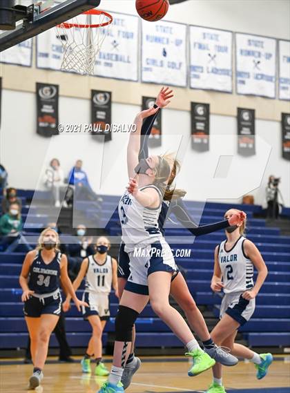 Thumbnail 3 in Columbine @ Valor Christian photogallery.