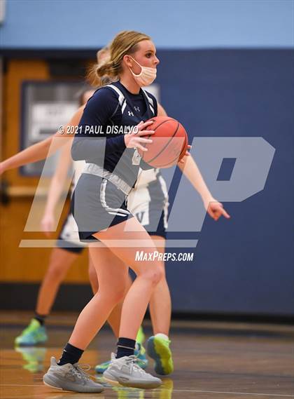 Thumbnail 1 in Columbine @ Valor Christian photogallery.