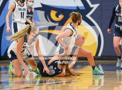 Thumbnail 2 in Columbine @ Valor Christian photogallery.