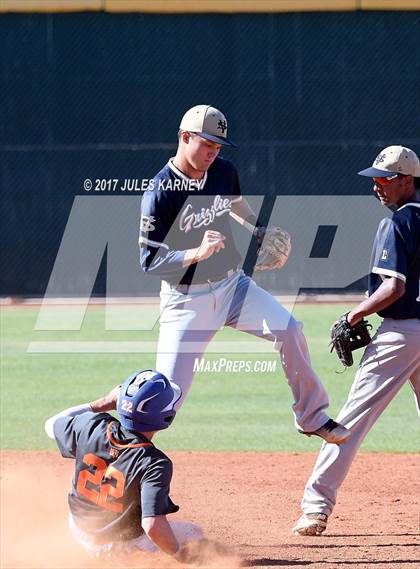 Thumbnail 2 in Bishop Gorman vs. Spring Valley photogallery.