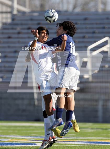 Thumbnail 2 in Ranchview vs. Progreso (Sulphur Springs 4A Elite Tournament) photogallery.