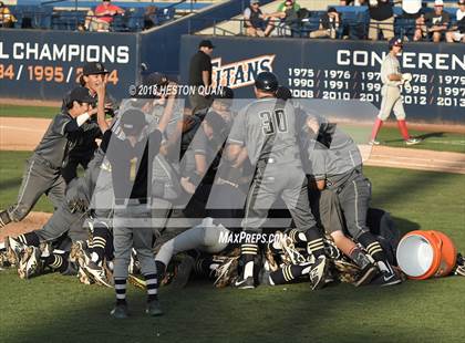 Thumbnail 2 in Yucaipa vs. Beckman (CIF-SS D2 Final) photogallery.