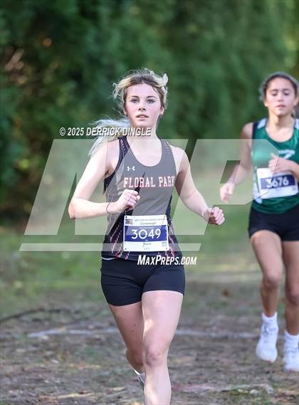 Thumbnail 2 in Nassau Class III Championship photogallery.