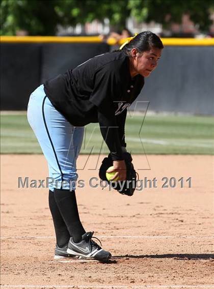 Thumbnail 2 in Carson vs. El Camino Real (CIF LACS Final) photogallery.