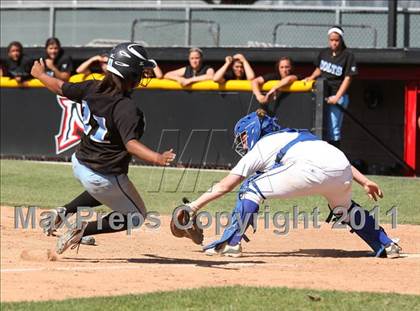 Thumbnail 3 in Carson vs. El Camino Real (CIF LACS Final) photogallery.