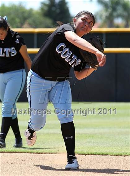 Thumbnail 3 in Carson vs. El Camino Real (CIF LACS Final) photogallery.