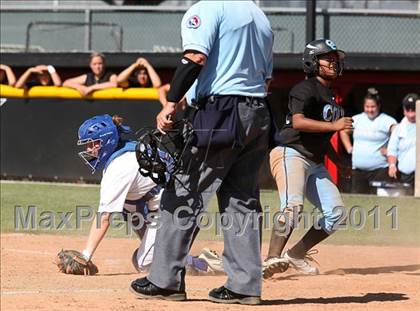 Thumbnail 1 in Carson vs. El Camino Real (CIF LACS Final) photogallery.