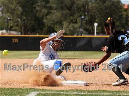 Thumbnail 2 in Carson vs. El Camino Real (CIF LACS Final) photogallery.