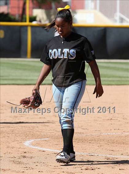 Thumbnail 1 in Carson vs. El Camino Real (CIF LACS Final) photogallery.