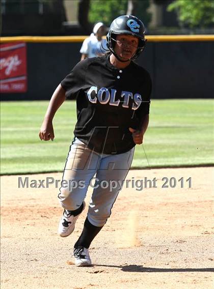 Thumbnail 3 in Carson vs. El Camino Real (CIF LACS Final) photogallery.