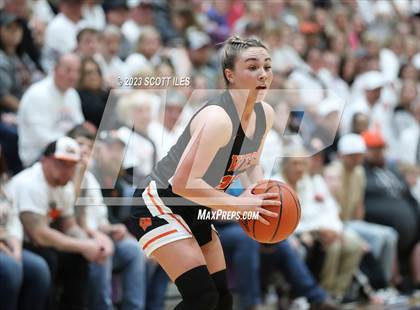 Thumbnail 2 in Portsmouth West vs. Wheelersburg (OHSAA D3 Regional Final) photogallery.