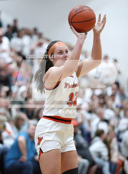 Thumbnail 1 in Portsmouth West vs. Wheelersburg (OHSAA D3 Regional Final) photogallery.