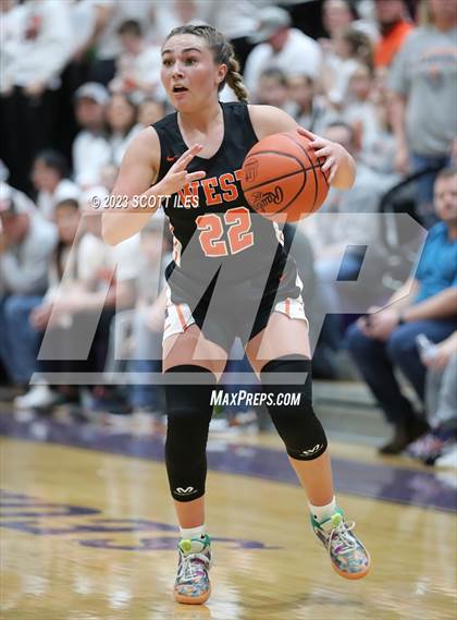 Thumbnail 2 in Portsmouth West vs. Wheelersburg (OHSAA D3 Regional Final) photogallery.