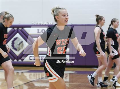Thumbnail 2 in Portsmouth West vs. Wheelersburg (OHSAA D3 Regional Final) photogallery.