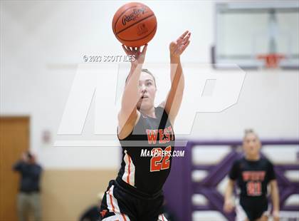 Thumbnail 2 in Portsmouth West vs. Wheelersburg (OHSAA D3 Regional Final) photogallery.
