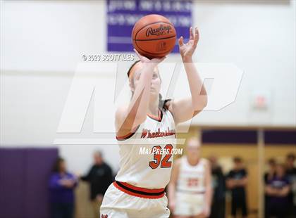 Thumbnail 2 in Portsmouth West vs. Wheelersburg (OHSAA D3 Regional Final) photogallery.