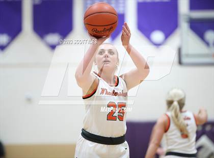 Thumbnail 2 in Portsmouth West vs. Wheelersburg (OHSAA D3 Regional Final) photogallery.